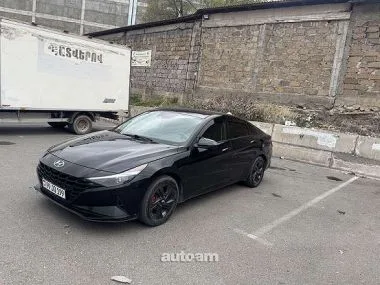 Hyundai Elantra 2023 — миниатюра 2