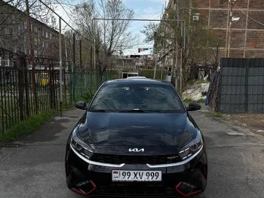 Kia Forte 2022 — фото 1, купить с доставкой в Москву