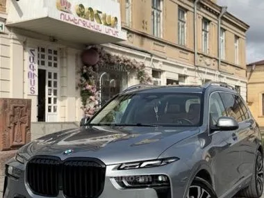 BMW X7 hybrid m copeticion 2022 — фото 1, купить с доставкой в Москву
