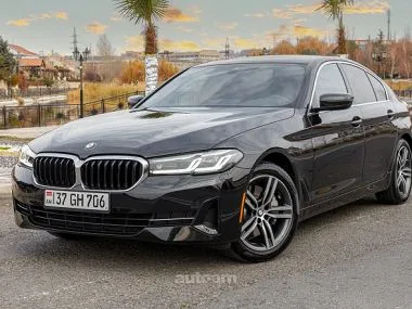 BMW 530 Sedan 2022 — фото 1, купить с доставкой в Москву
