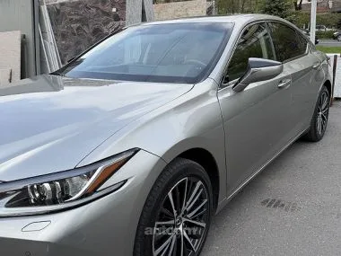 Lexus ES 250 2022 — миниатюра 2