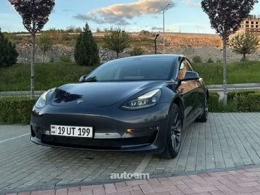 Tesla Model 3 Standard 2023 — фото 1, купить с доставкой в Москву