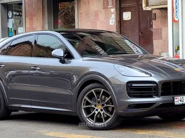 Porsche Cayenne Coupe GTS 2022 — миниатюра 2