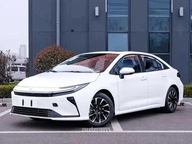 Toyota Corolla 2026 — фото 1, купить с доставкой в Москву