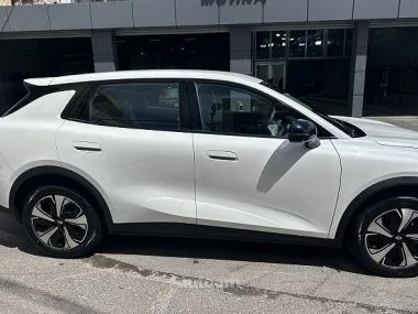 Changan Nevo Q05 2026 — миниатюра 2