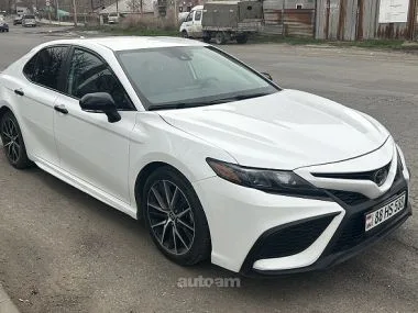 Toyota Camry 2023 — миниатюра 2