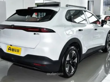 Changan Deepal S05 2026 — миниатюра 2