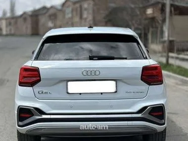 Audi Q2L e-tron 2022 — миниатюра 2
