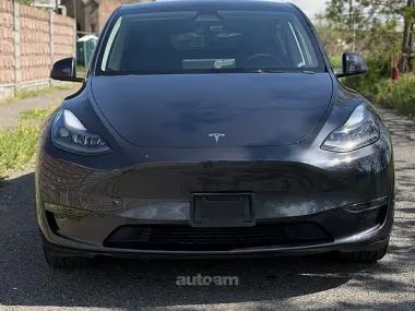 Tesla Model Y 2024 купить в Москве