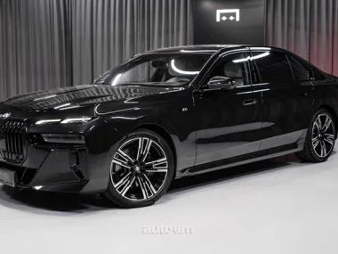 BMW 740 M paket 2023 — миниатюра 2