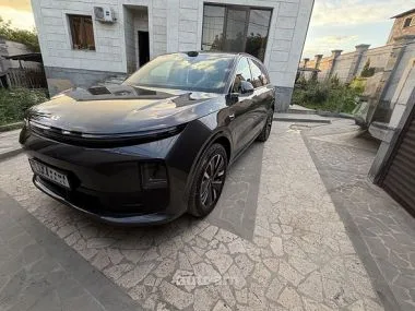 Li Xiang Li L6 2025 — миниатюра 2