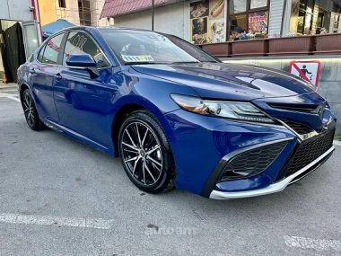 Toyota Camry 2022 — миниатюра 2