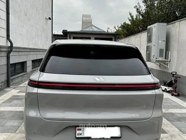 Li Xiang Li L6 2025 — миниатюра 2