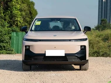 Leapmotor B10 Comfort (510km) 2025 — миниатюра 2