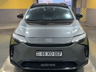 Toyota Bz4X XLE 2023 — миниатюра 2