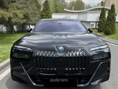 BMW i7 XDRIVE 60 2022 — миниатюра 2