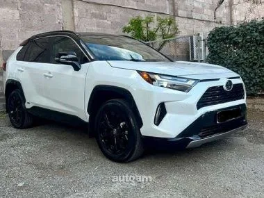Toyota RAV4 XSE 2025 — миниатюра 2