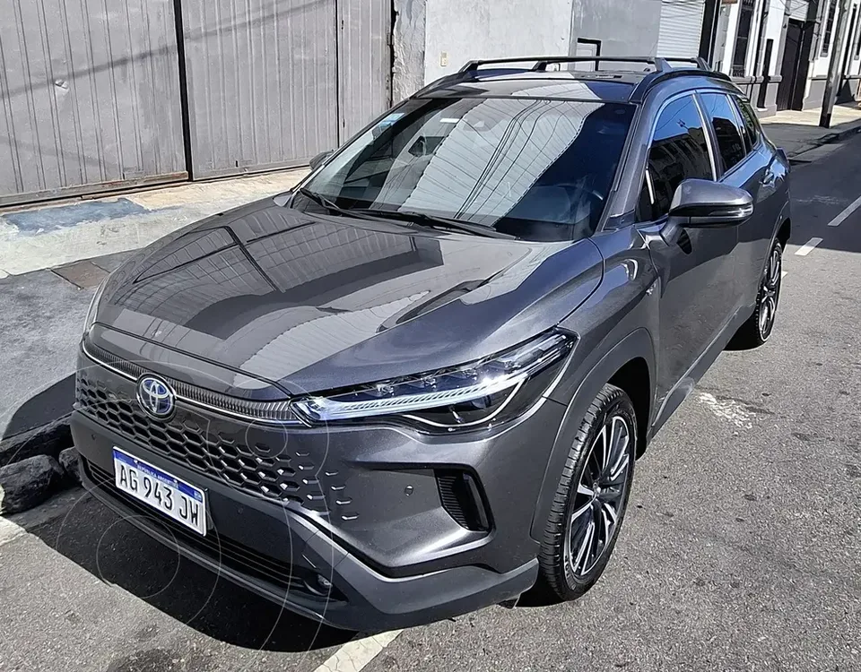 Toyota Corolla Cross Hybrid Hbrida 1.8 SEG eCVT 2024 — фото 1, купить с доставкой в Москву