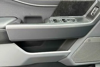 Ford F-150 Lightning Flash 2025 — фото 1, купить с доставкой в Москву