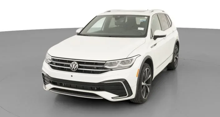 Volkswagen Tiguan SEL R-Line 2023 — фото 1, купить с доставкой в Москву