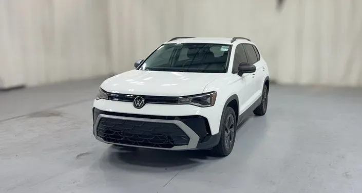 Volkswagen Taos S 2025 — фото 1, купить с доставкой в Москву