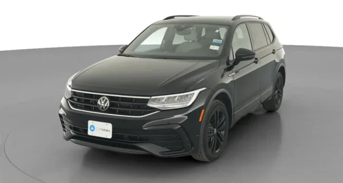 Volkswagen Tiguan SE R-Line Black 2022 — фото 1, купить с доставкой в Москву