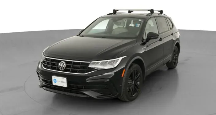 Volkswagen Tiguan SE R-Line Black 2022 — фото 1, купить с доставкой в Москву