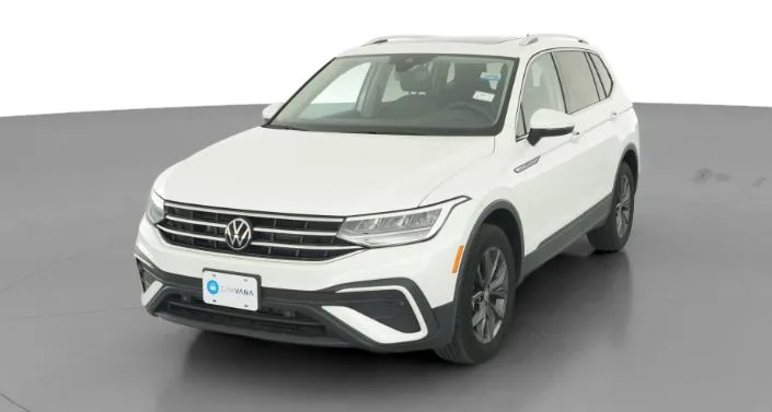 Volkswagen Tiguan SE 2023 — фото 1, купить с доставкой в Москву