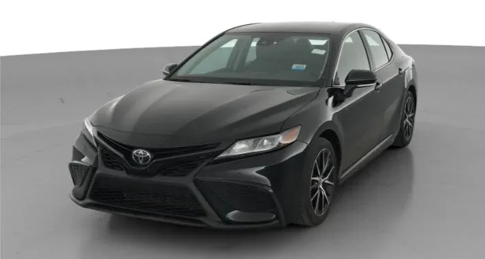 Toyota Camry SE 2024 — фото 1, купить с доставкой в Москву
