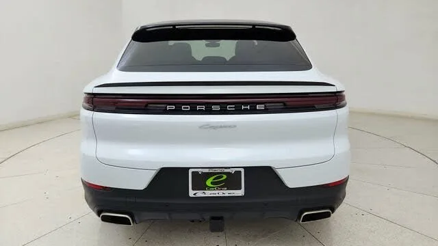 Porsche Cayenne 2025 — миниатюра 2