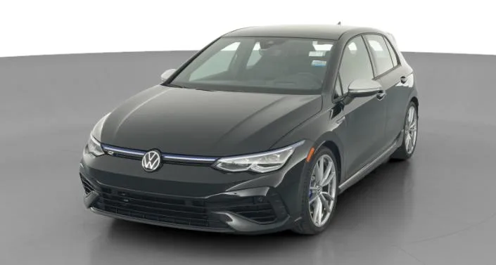Volkswagen Golf R 2024 — фото 1, купить с доставкой в Москву