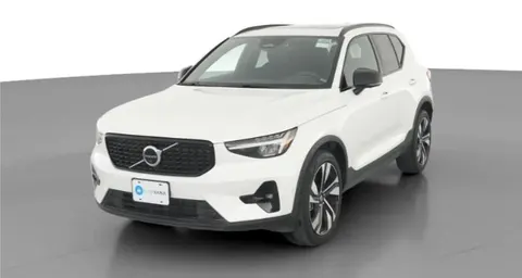 Volvo XC40 2023 купить в Москве