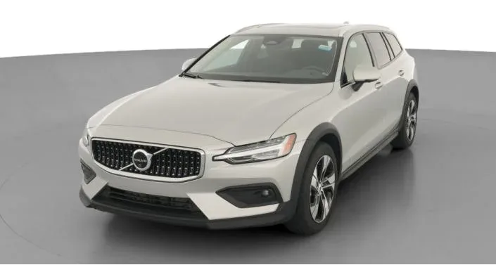 Volvo V60 B5 Plus 2025 — фото 1, купить с доставкой в Москву