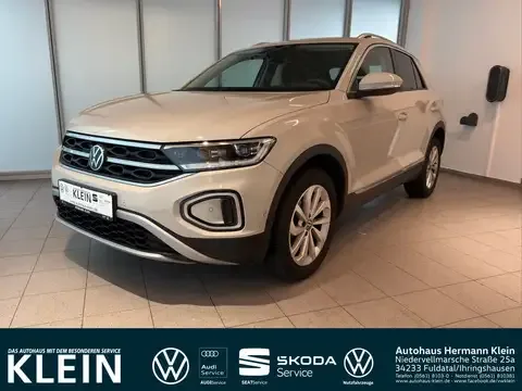 Volkswagen T-Roc 1.0 TSI Style LED+, ACC, Digital Cockpit Pro 2022 — фото 1, купить с доставкой в Москву