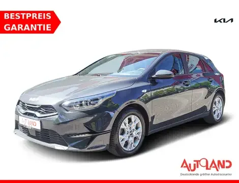 Kia Ceed / cee'd Ceed 1.0 T-GDI Edition 7 2022 — фото 1, купить с доставкой в Москву
