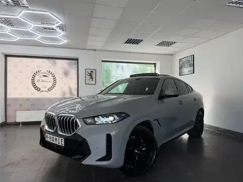 BMW X6 30d M-SPORT PANO ICONIC KEYLESS H&K HUD 2025 — фото 1, купить с доставкой в Москву