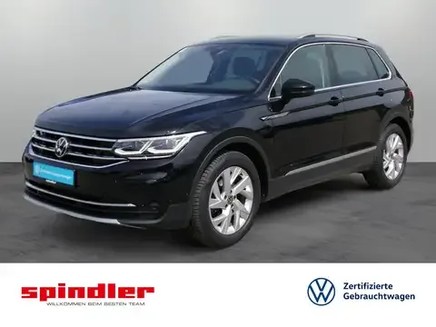 Volkswagen Tiguan Eleg 2.0TDI DSG IQ.Drive Matrix Leder Mem 2023 — фото 1, купить с доставкой в Москву