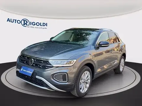 Volkswagen T-Roc 1.0 tsi life 110cv 2025 — фото 1, купить с доставкой в Москву