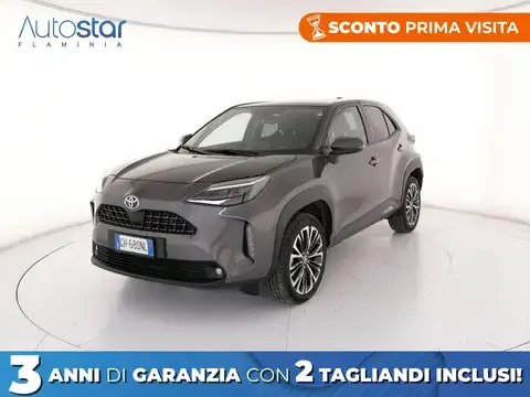 Toyota Yaris Cross 1.5h Lounge fwd 116cv e-cvt 2022 — фото 1, купить с доставкой в Москву