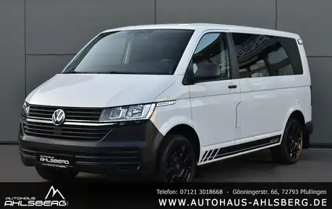 Volkswagen T6 Caravelle T6.1 CARAV.EDITION/ 9-SITZ/1.HAND/PDC/BT/AHK/DAB 2022 — фото 1, купить с доставкой в Москву
