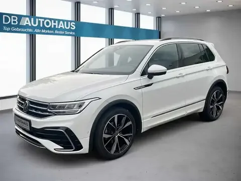 Volkswagen Tiguan R-Line 1.5 TSI DSG 2024 — фото 1, купить с доставкой в Москву