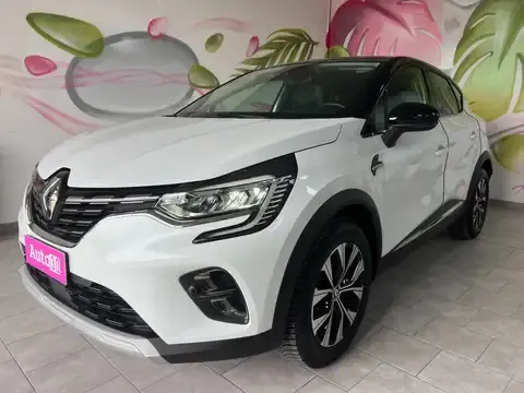 Renault Captur 2023 buy in Moscow
