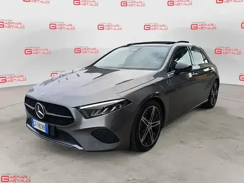 Mercedes-Benz A 180 A 180 d Automatic Progressive Advanced Plus TETTO APRIBILE 2023 — фото 1, купить с доставкой в Москву