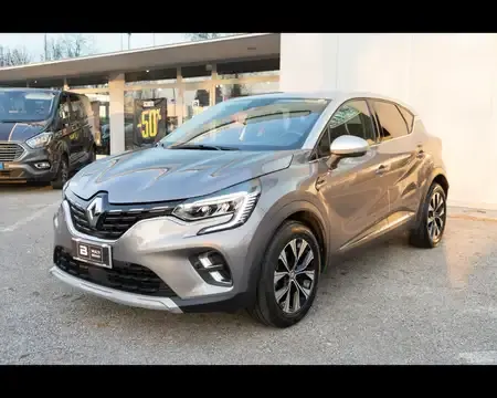Renault Captur 2024 buy in Moscow