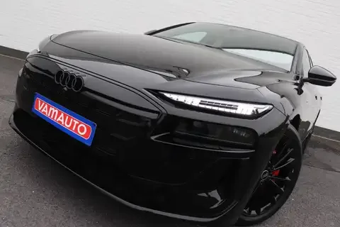 Audi A6 e-tron SB 100kWh Performance S-line -BlindSpot/360/Towbar/SOH=97,7% 2025 — фото 1, купить с доставкой в Москву