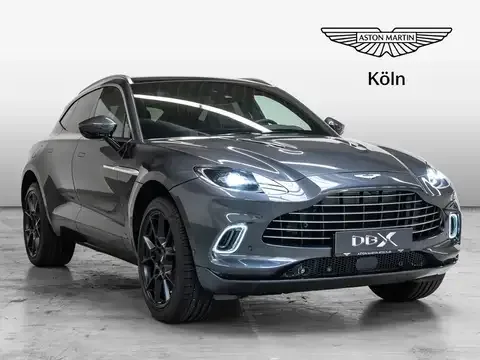 Aston Martin DBX Magnetic Silver Onyx Black 2025 — фото 1, купить с доставкой в Москву