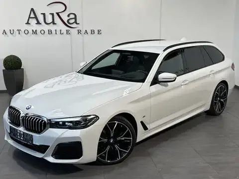 BMW 520 Touring xDrive M-Sport NAV+LED+AHK+HEAD-UP 2022 — фото 1, купить с доставкой в Москву