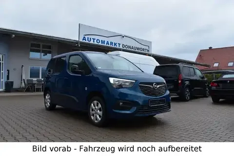 Opel Combo Life 1.2 Turbo Aut. Elegance AHK Sitzhzg 2022 — фото 1, купить с доставкой в Москву