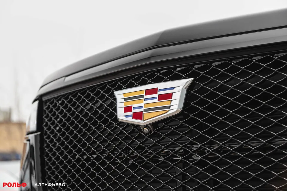Cadillac Escalade 2023 — миниатюра 5