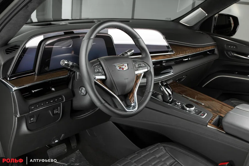 Cadillac Escalade 2023 — миниатюра 3